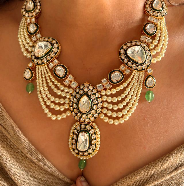 Necklace set