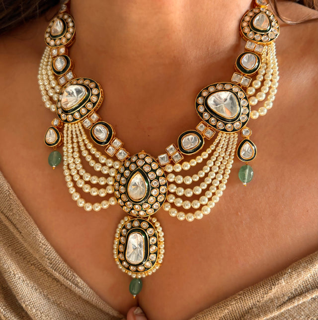 Necklace set