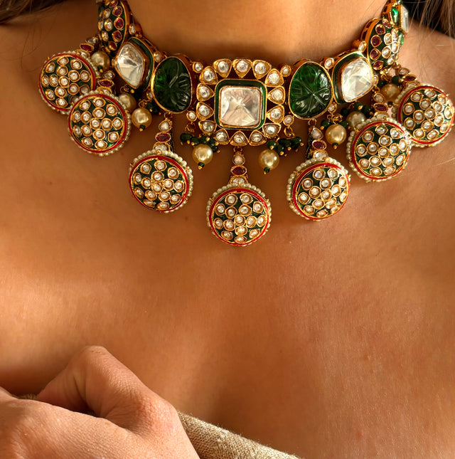 Emerald borla meenakari choker necklace set