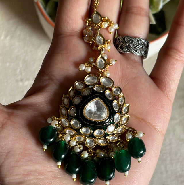 Emerald maang tika