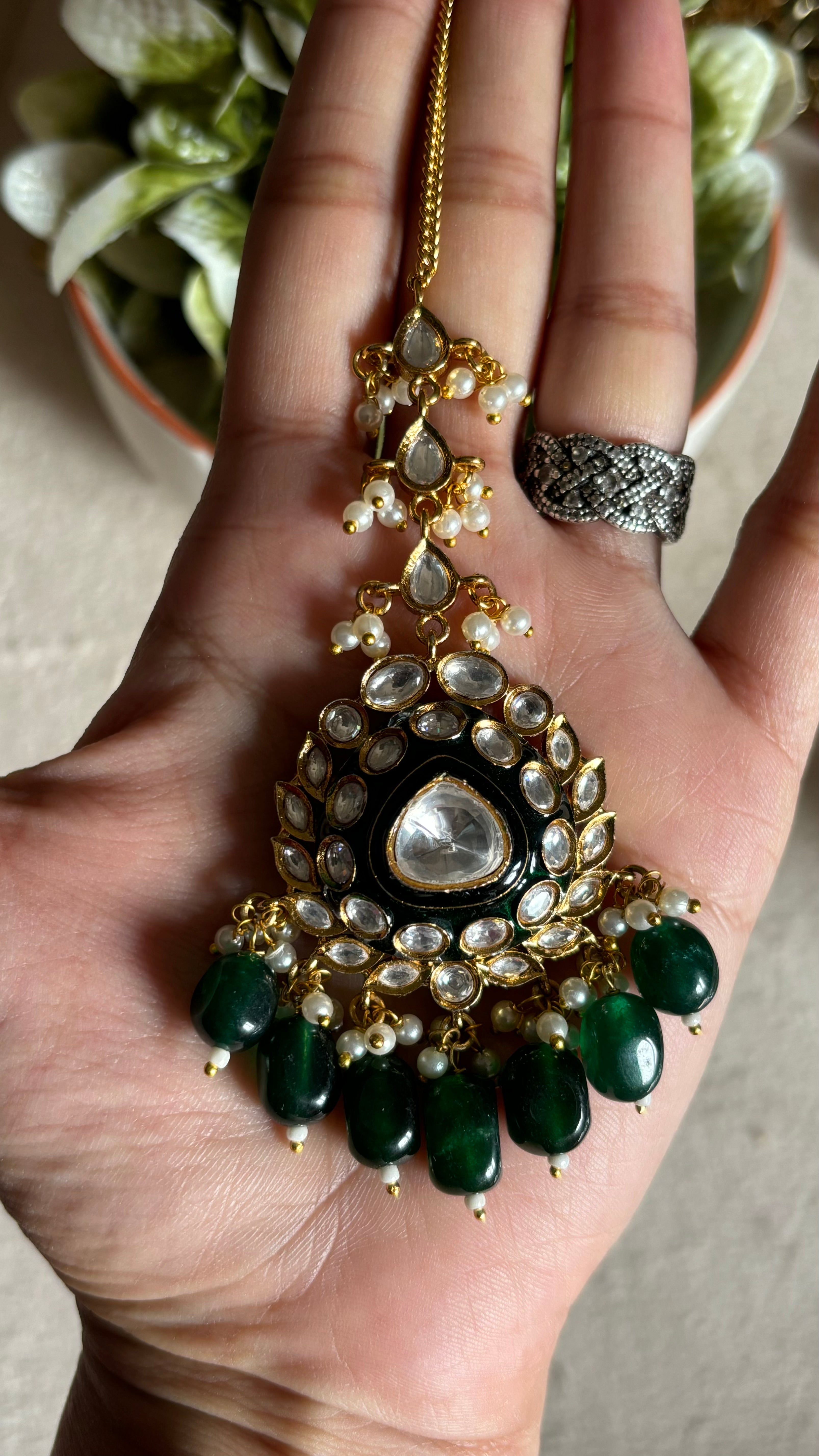 Emerald maang tika