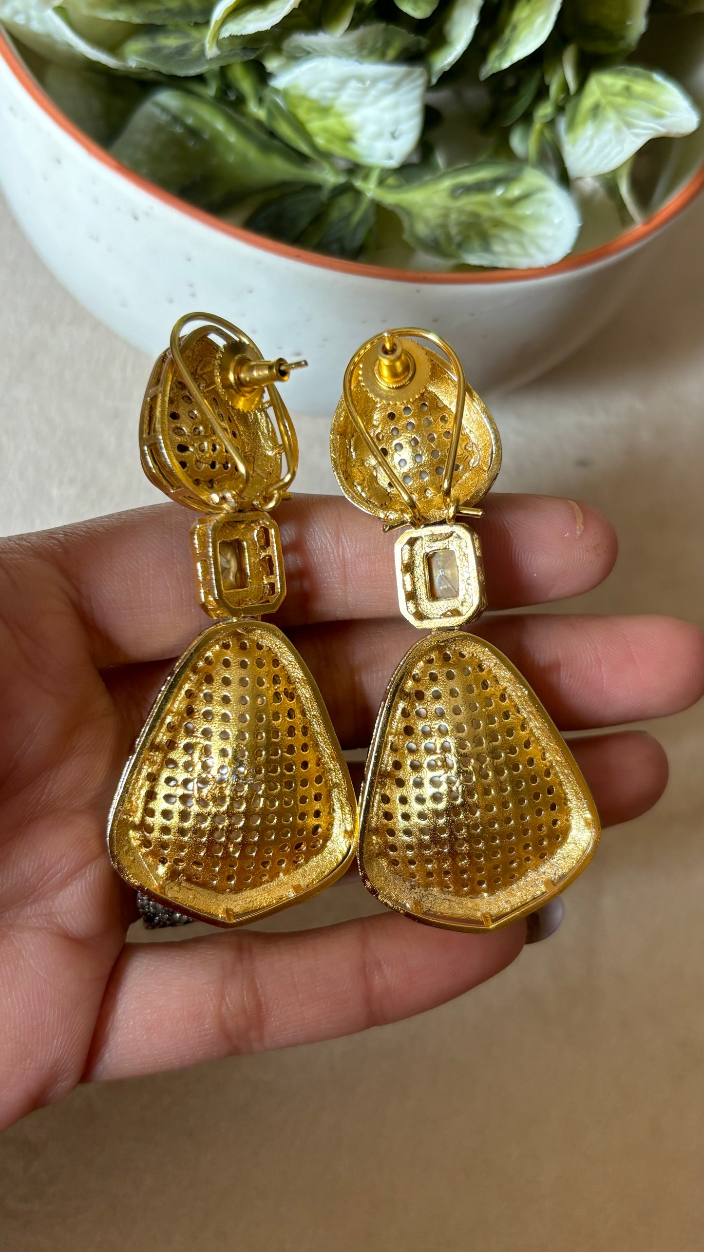 Emerald uncut polki danglers