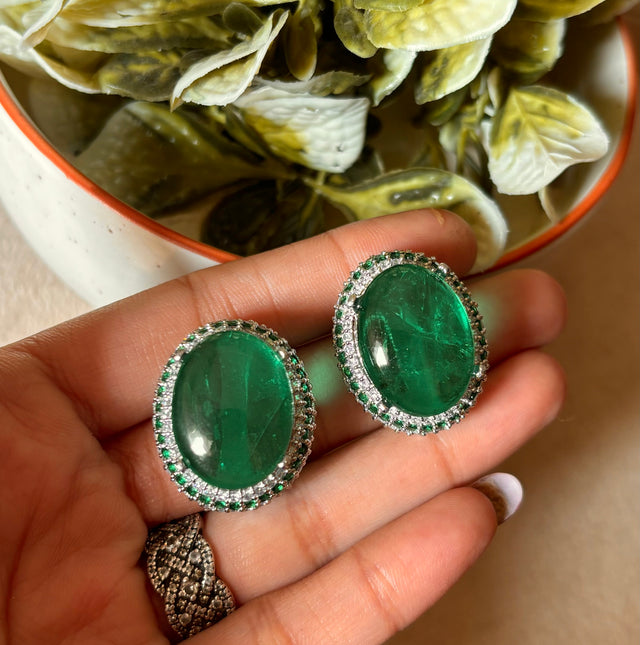 Emerald studs