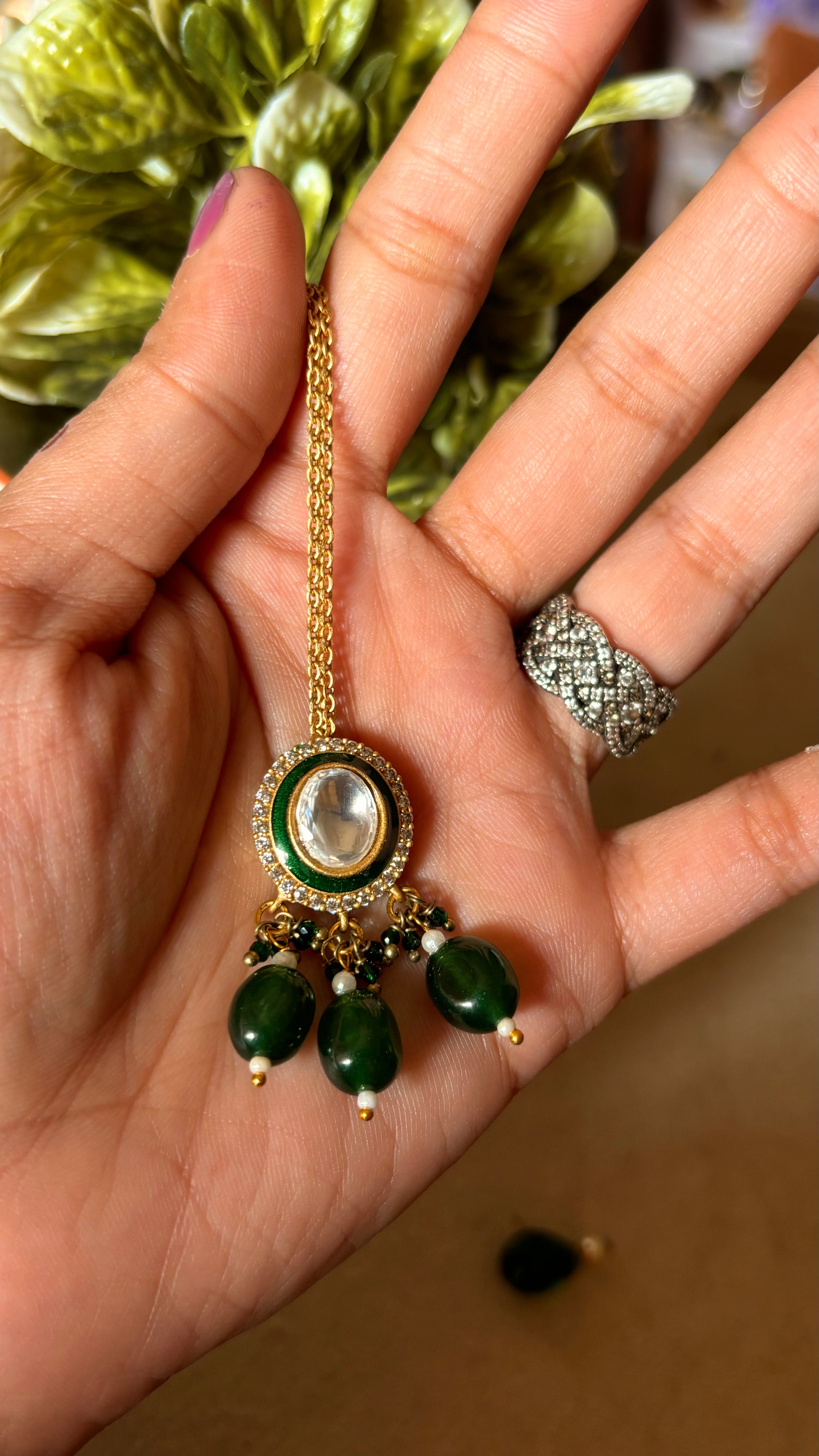 Emerald maang tika