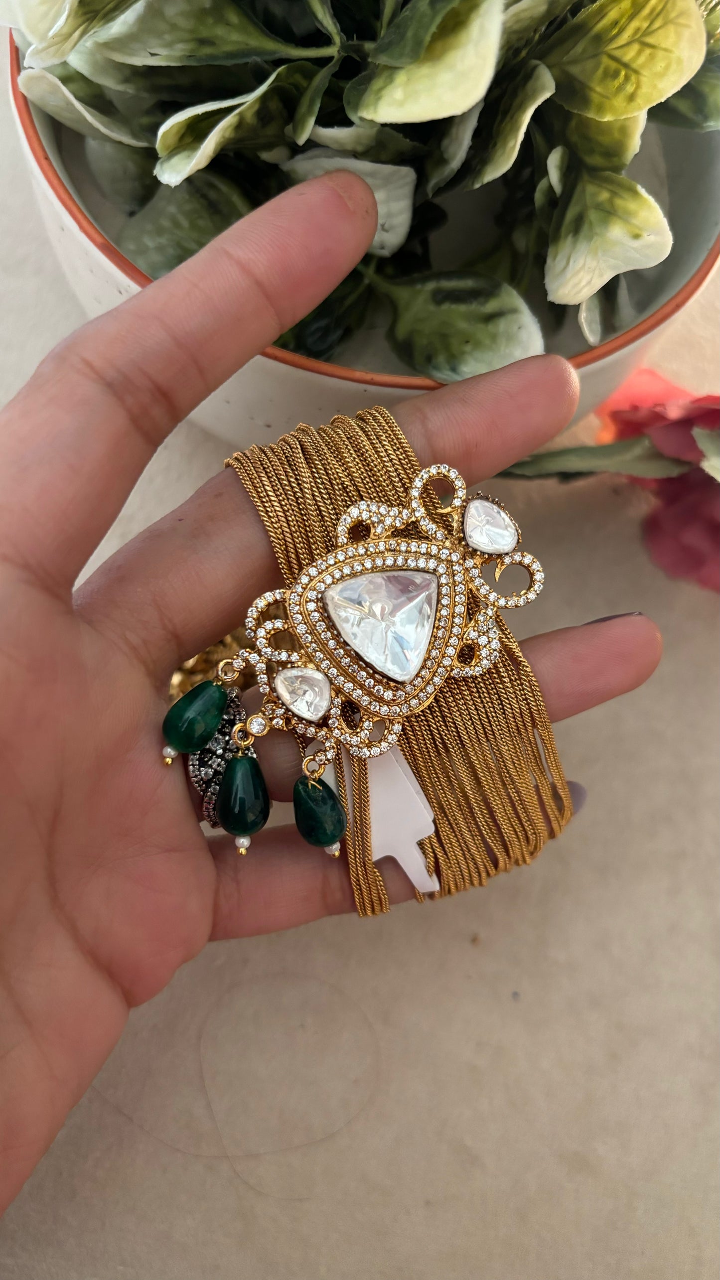 Emerald uncut polki jhalar bracelet